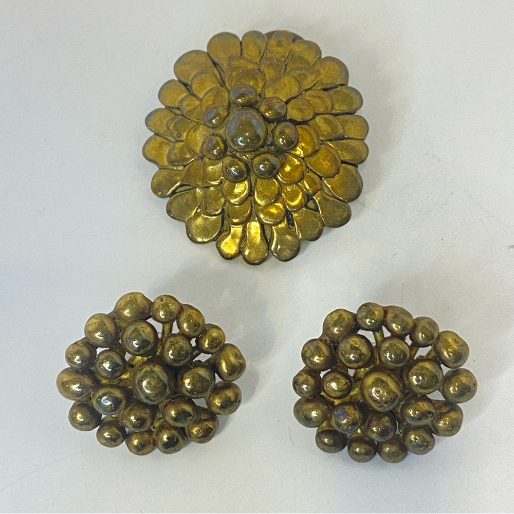 Vintage Stephen Burr 1977 Brass Artisan Modernist Floral Brooch Pin Earrings Set